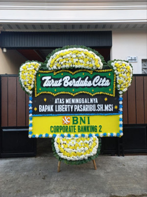 Papan Bunga Duka di Tiganderket