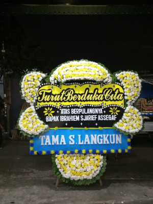 Papan Bunga Duka di Tiganderket